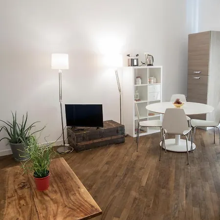 Daire Renovated Flat Near Duomo - Lamarmora *